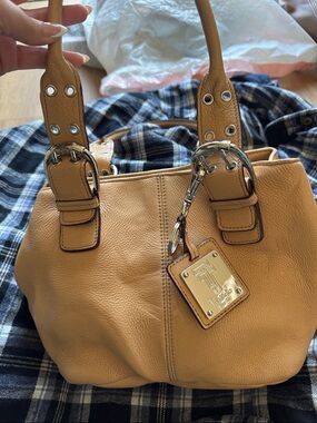 Tignanello-Tan Pebbled Leather Shoulder Bag with Tag